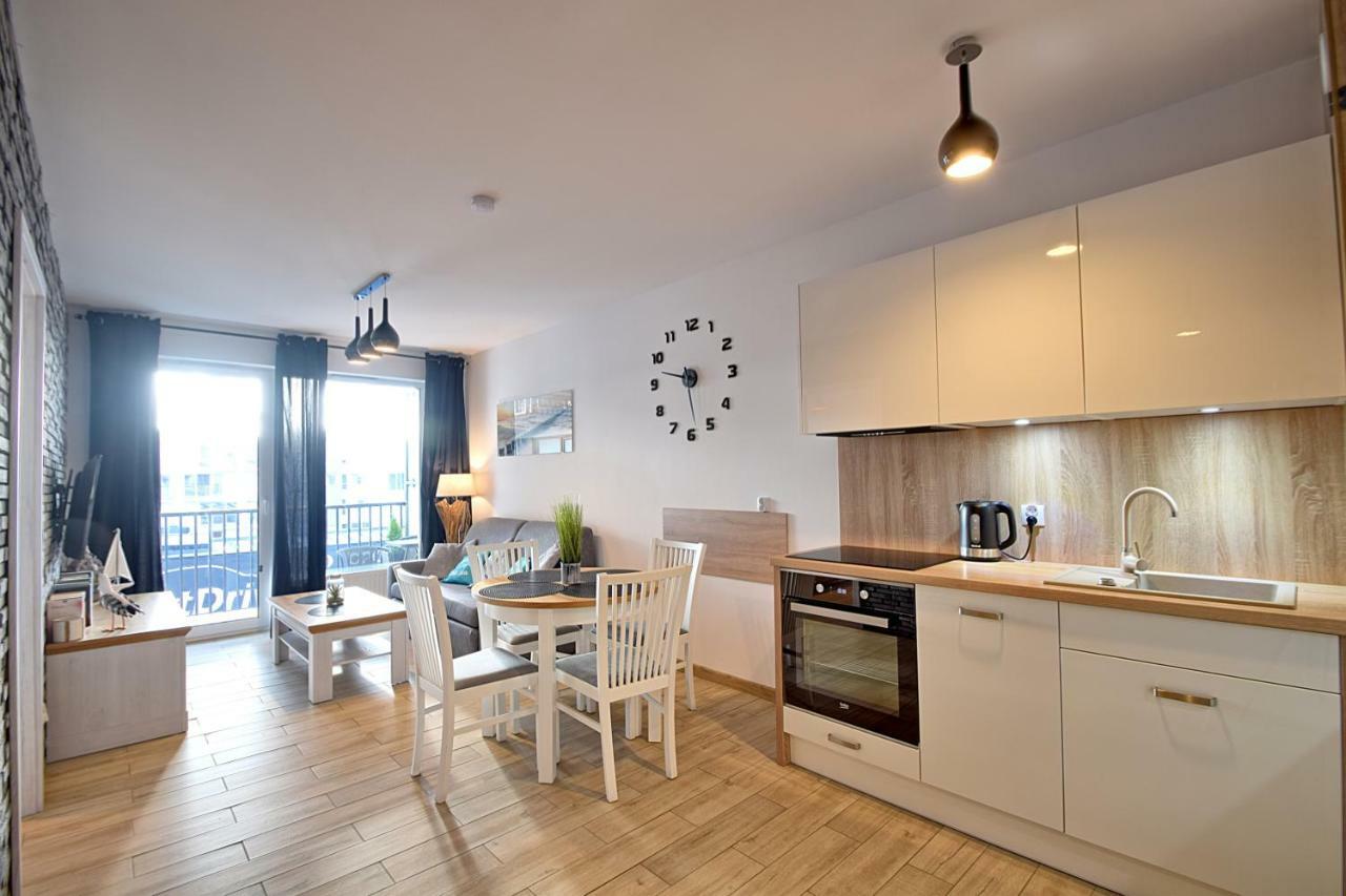 Apartament Oliwka Z Prywatnym Miejscem Postojowym Kolobřeh Exteriér fotografie