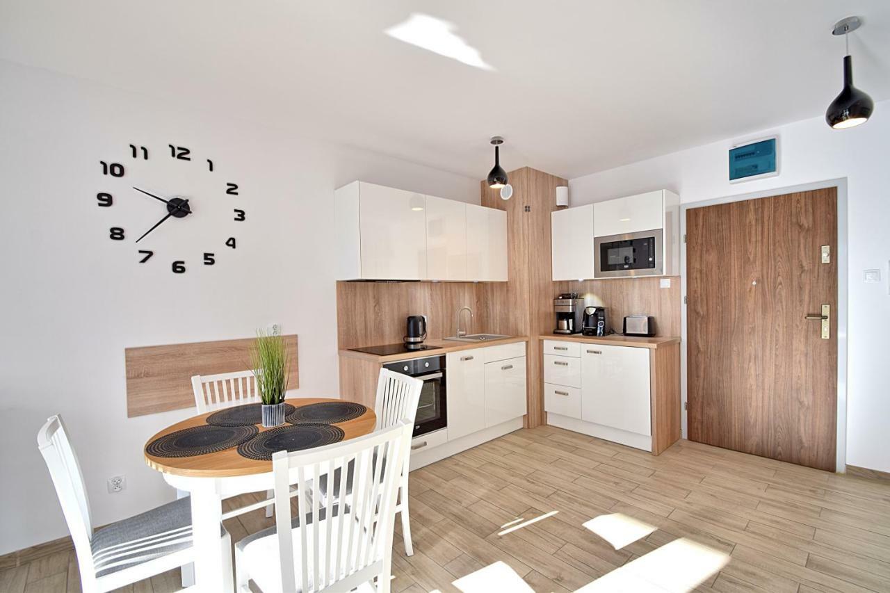 Apartament Oliwka Z Prywatnym Miejscem Postojowym Kolobřeh Exteriér fotografie
